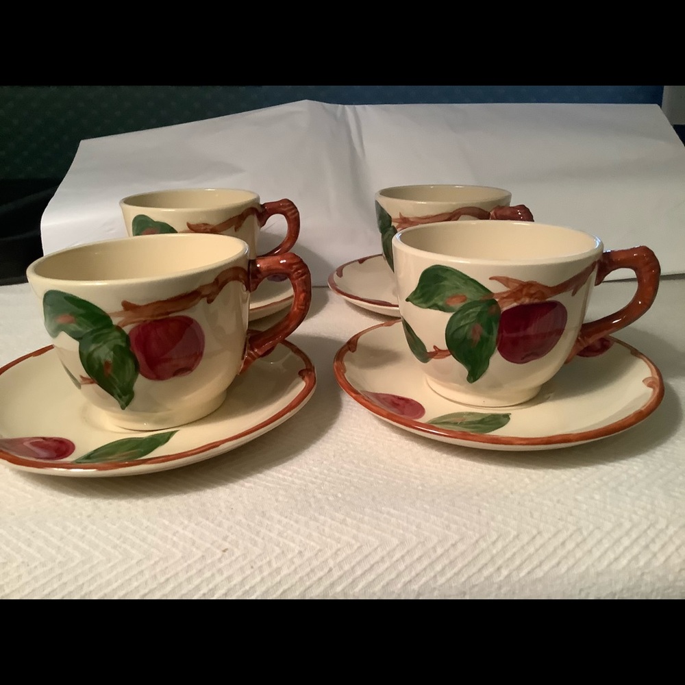FRANCISCAN CUP & SAUCER 4 APPLE DESIGN